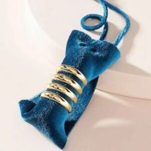 NWT Anthropologie Josefa Gold Ring Set | Size 7